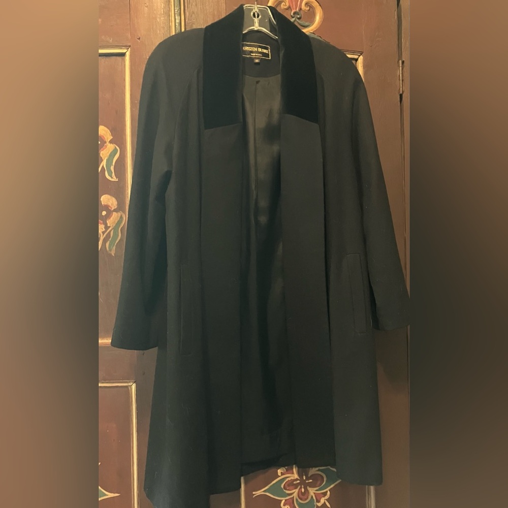 Kristen Blake Black Coat with velveteen collar trim